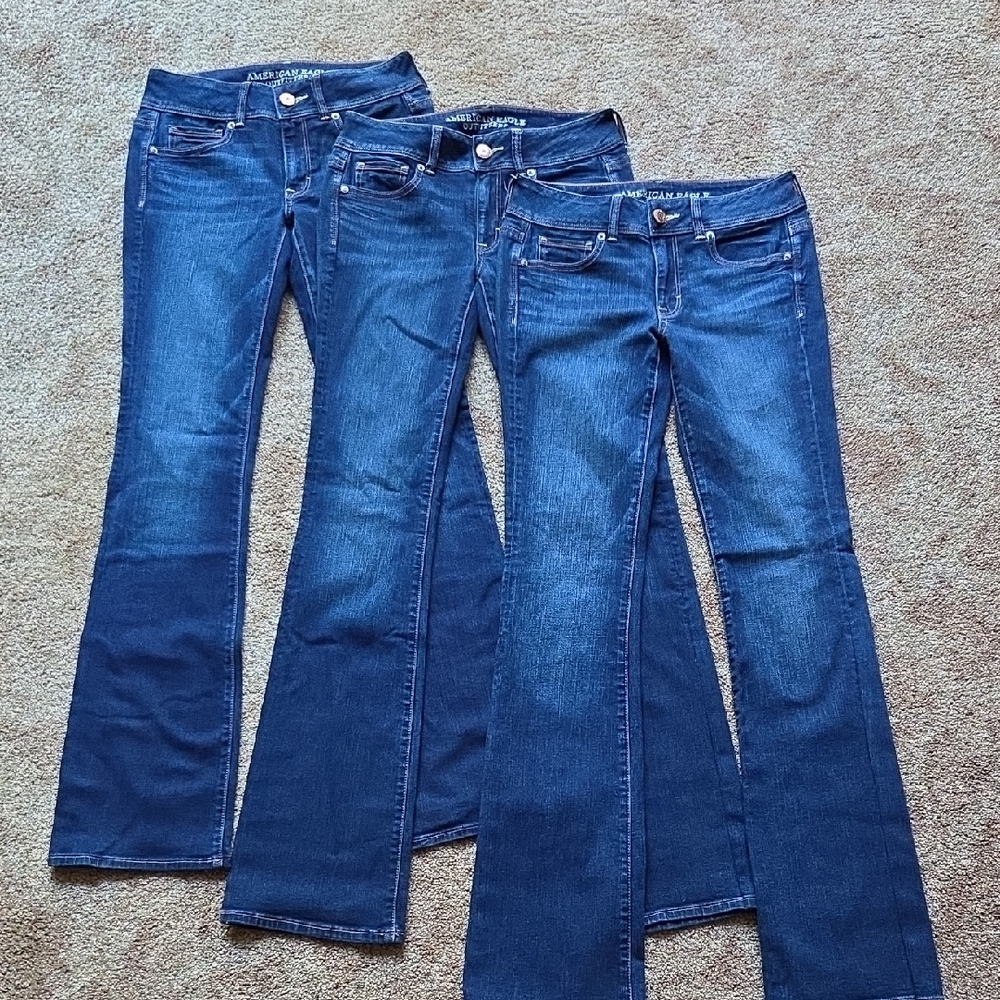 Great Deal!! Lot of 3. Like New! American Eagle Kick Boot Jeans Size 4 Long